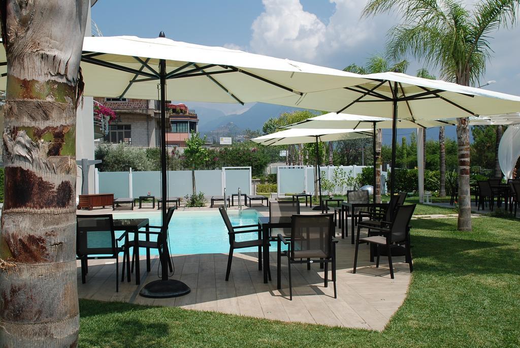 Chez Le Sourire Hotel Giffoni Valle Piana Eksteriør billede