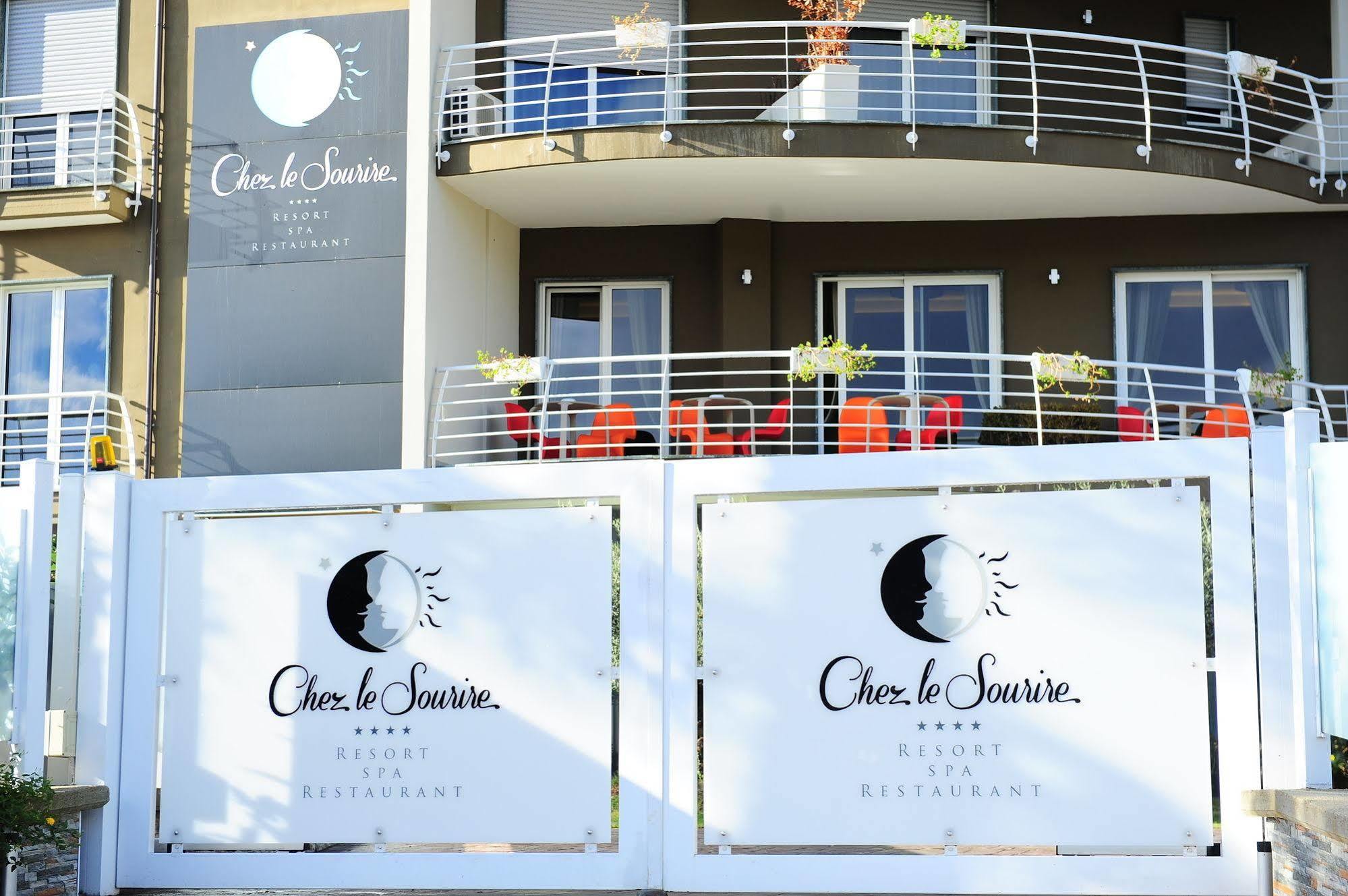 Chez Le Sourire Hotel Giffoni Valle Piana Eksteriør billede